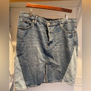 Gap denim skirt with slit